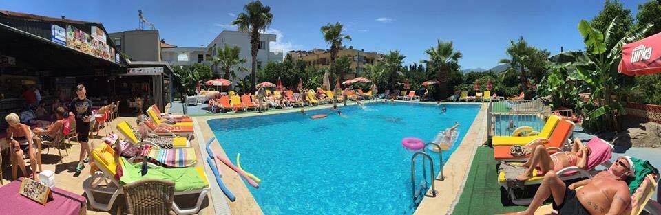 Sun Apartments Marmaris Buitenkant foto