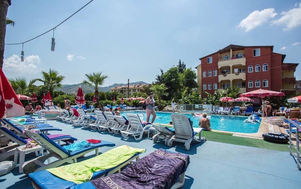 Sun Apartments Marmaris Buitenkant foto