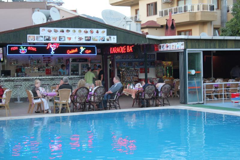 Sun Apartments Marmaris Buitenkant foto
