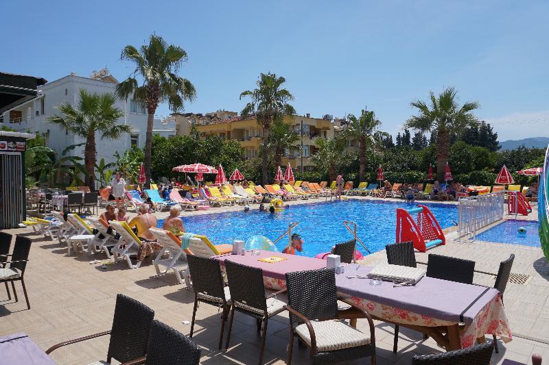 Sun Apartments Marmaris Buitenkant foto