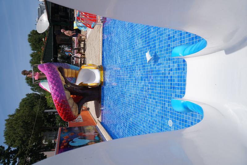 Sun Apartments Marmaris Buitenkant foto