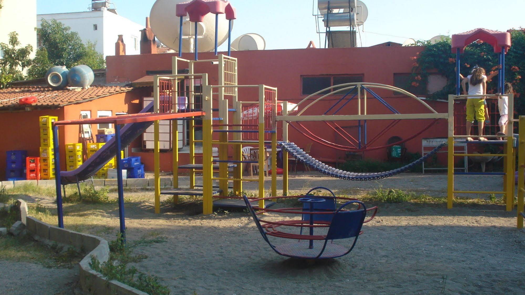 Sun Apartments Marmaris Buitenkant foto