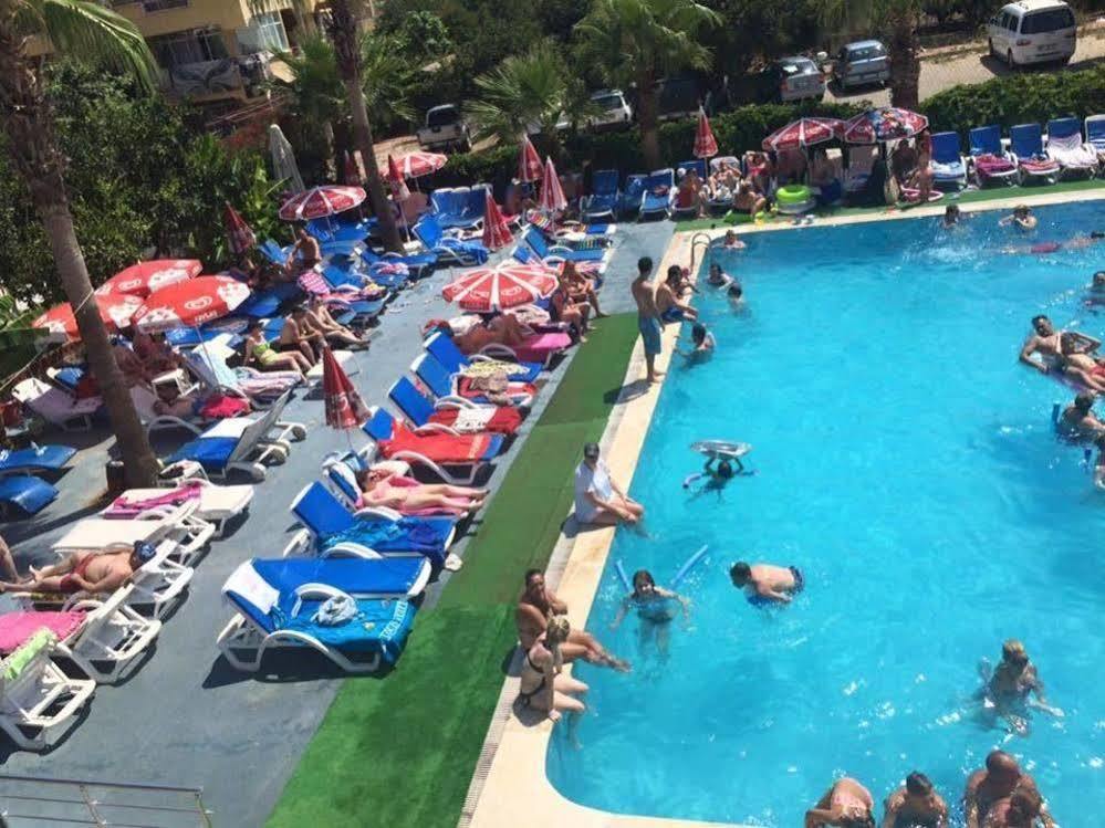 Sun Apartments Marmaris Buitenkant foto
